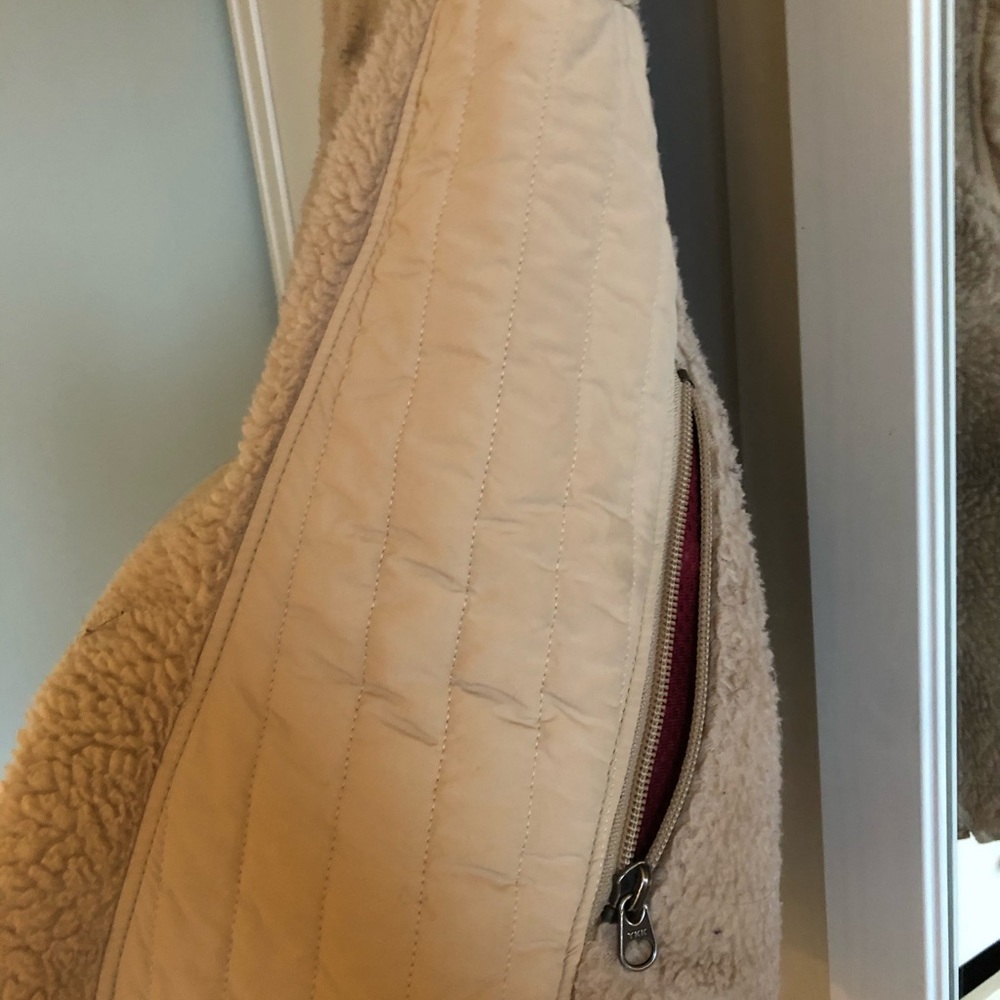 PATAGONIA Cream RetroX Vest size XS - Picture 6 of 16